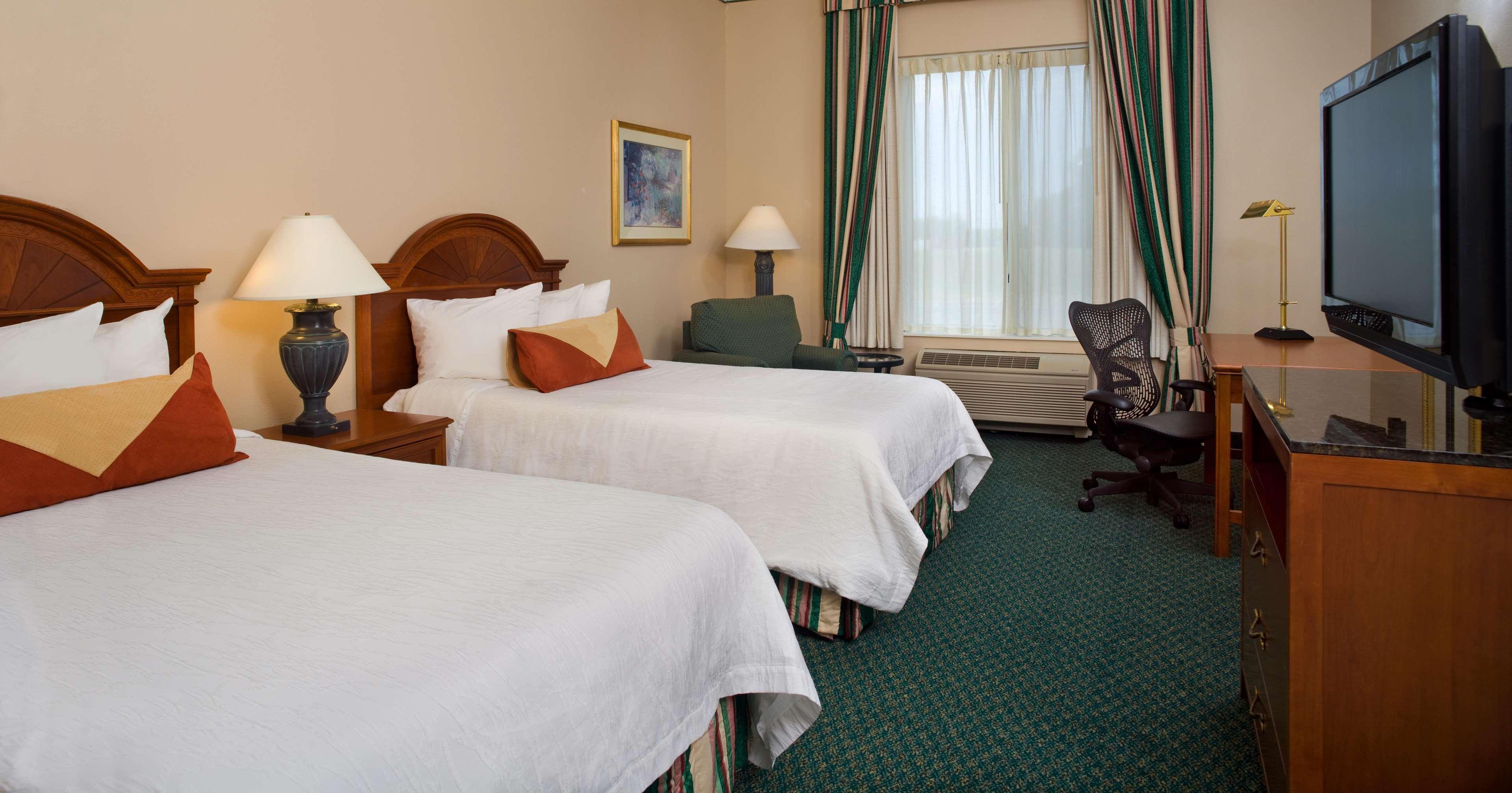 Hilton Garden Inn Saint Charles Luaran gambar