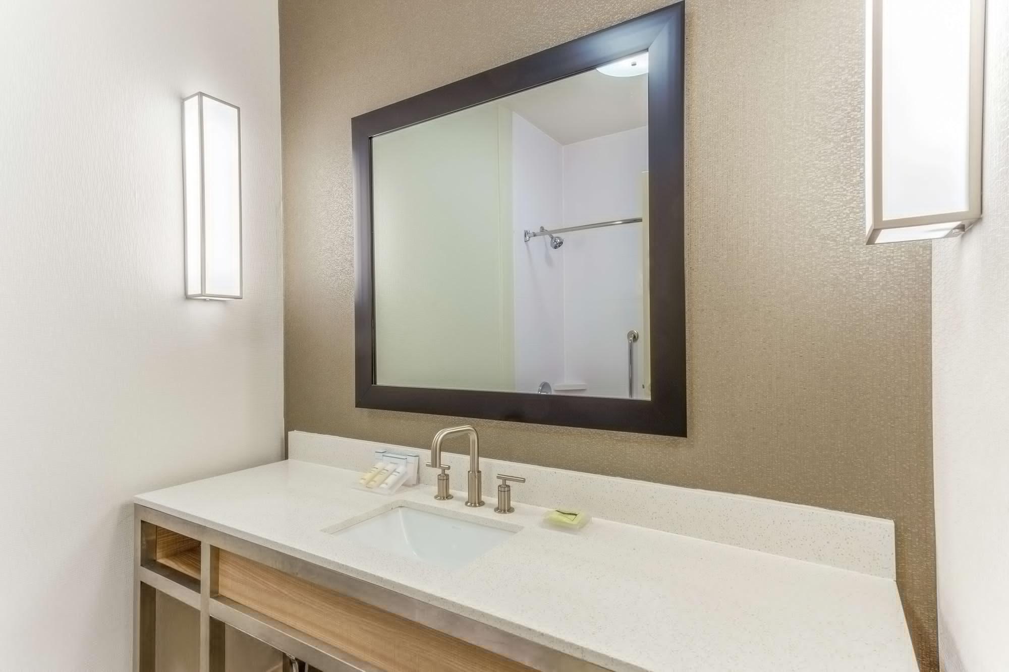Hilton Garden Inn Saint Charles Luaran gambar