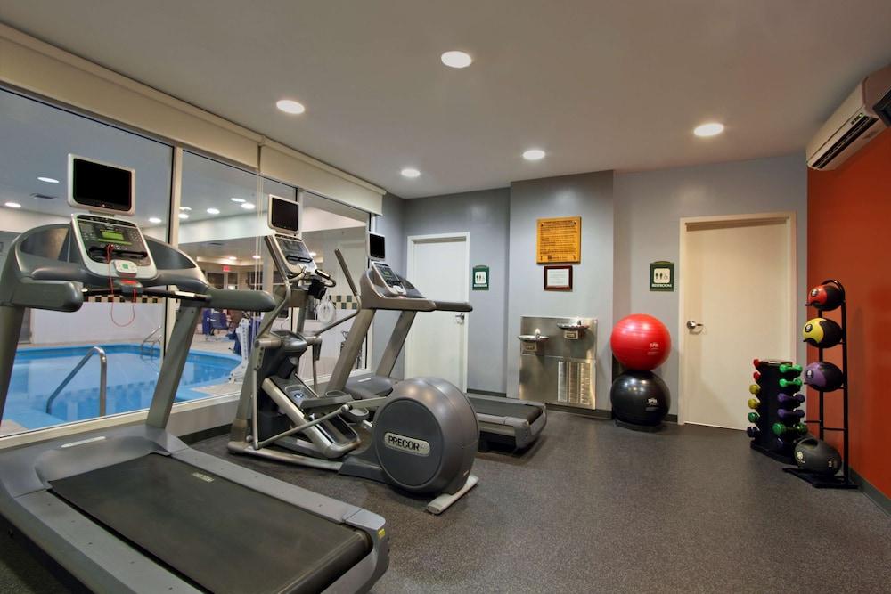 Hilton Garden Inn Saint Charles Luaran gambar