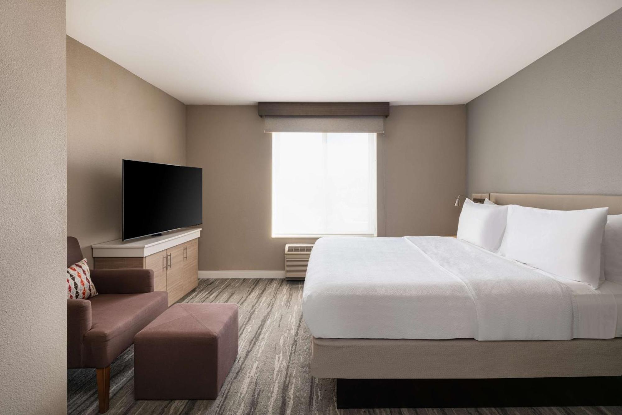 Hilton Garden Inn Saint Charles Luaran gambar