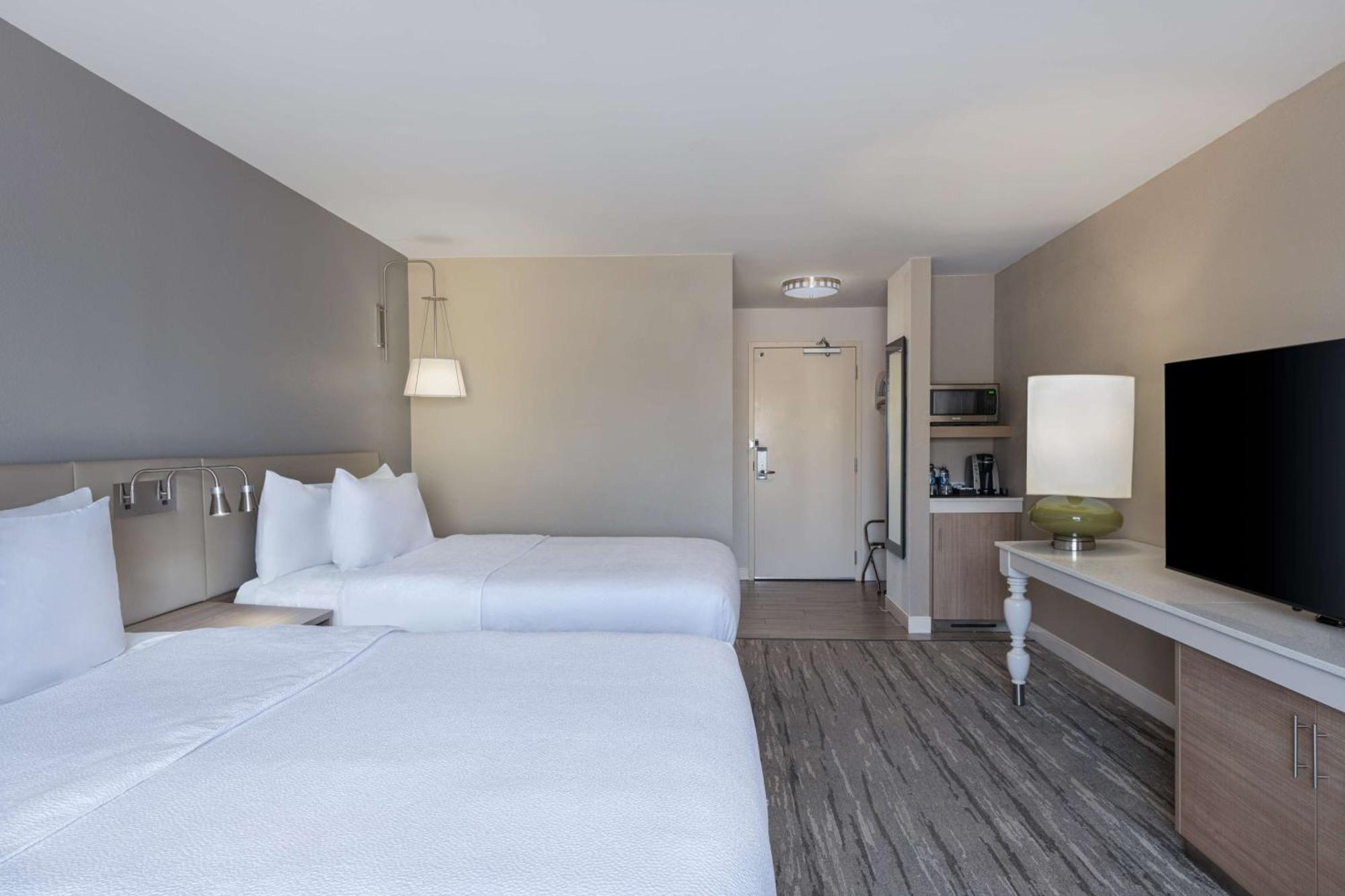 Hilton Garden Inn Saint Charles Luaran gambar