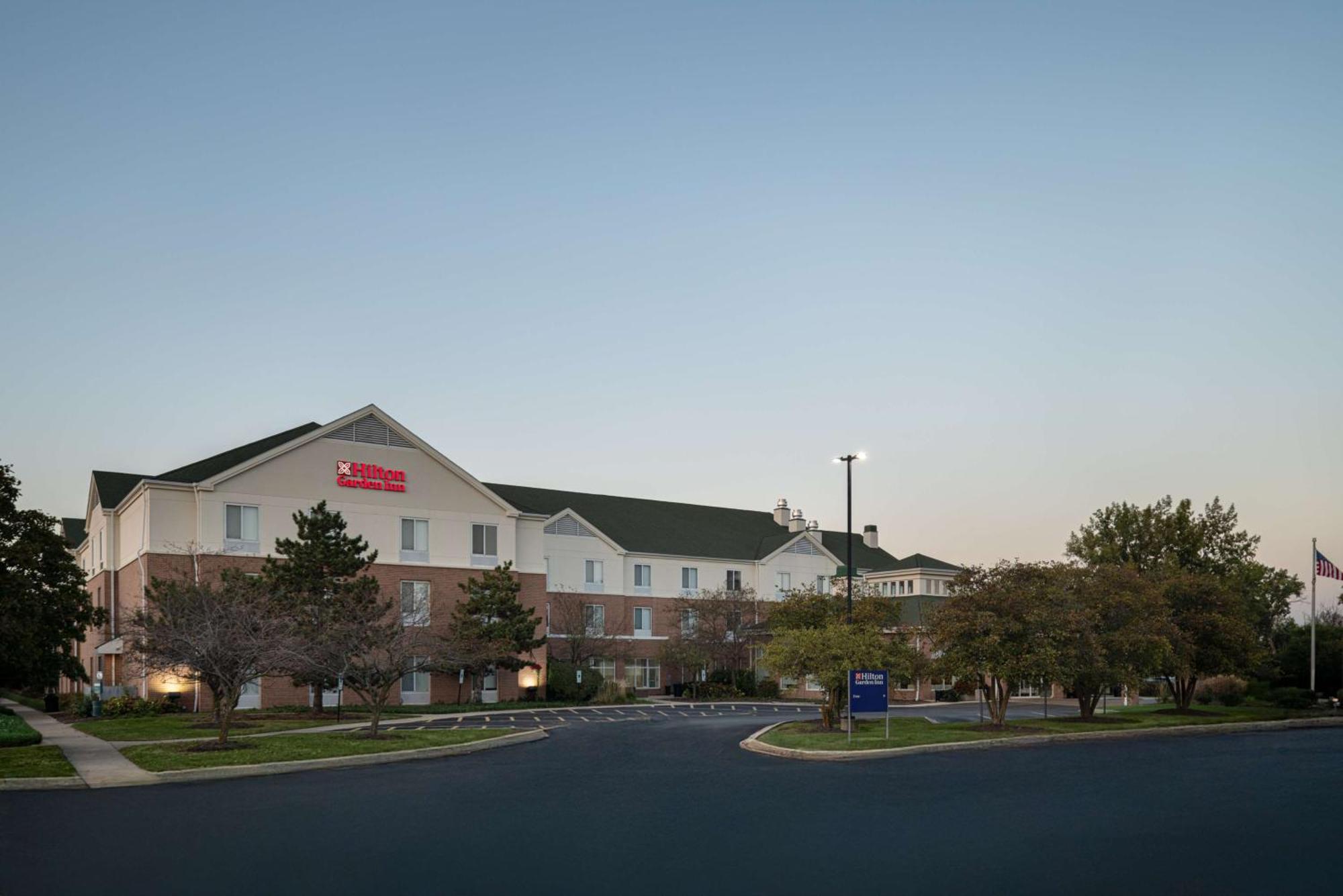 Hilton Garden Inn Saint Charles Luaran gambar